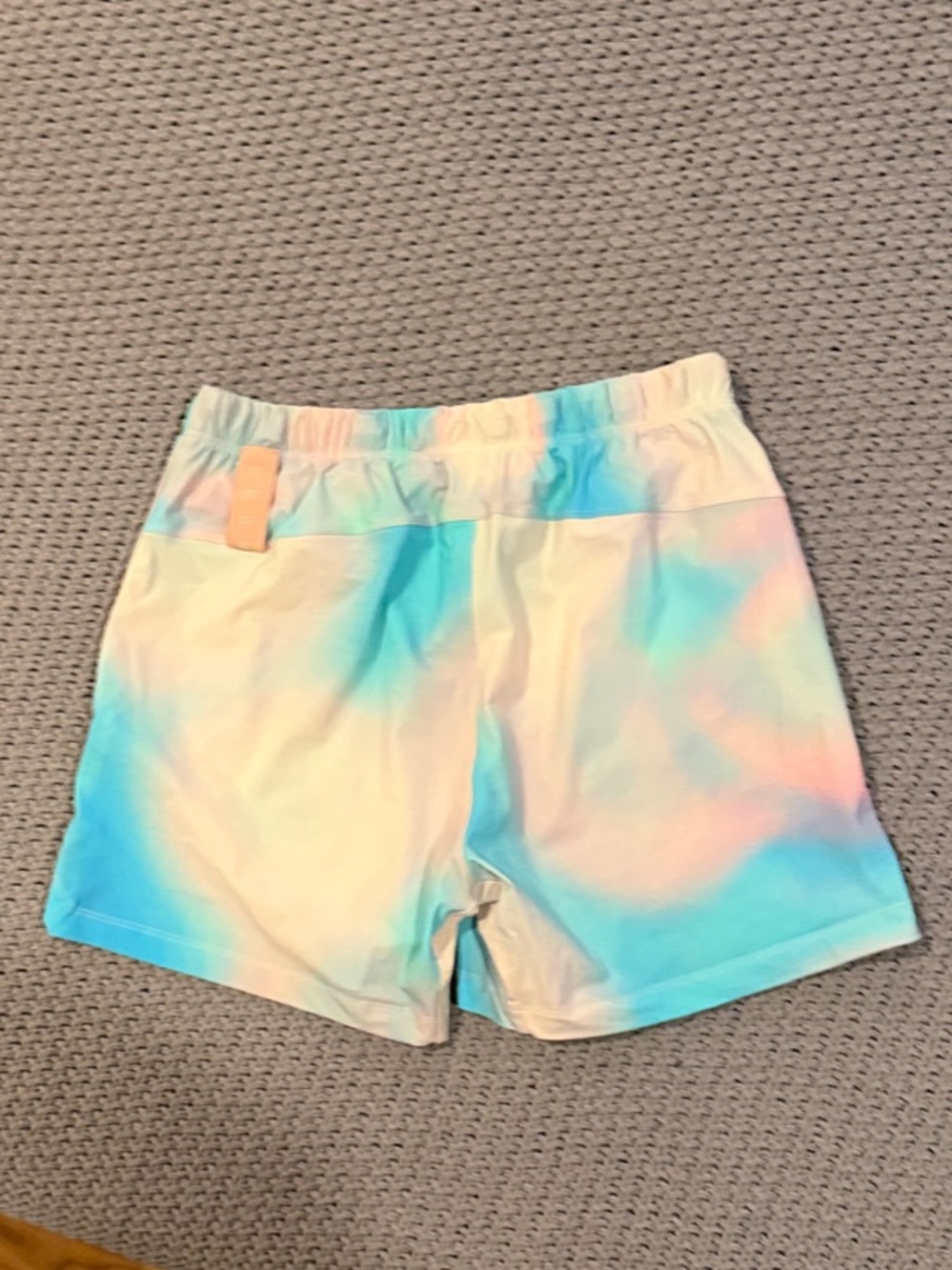 Fabletics Men's Tie-Dye Athletic Shorts in Aqua and Peach 5” - Picture 2 of 4